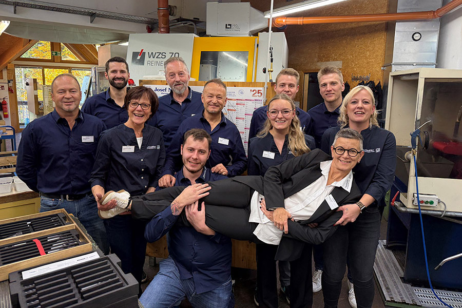 Teamfoto01 900